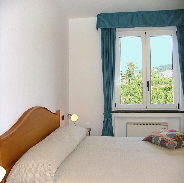 Villa Rosalia Barano dʼIschia Cameră foto